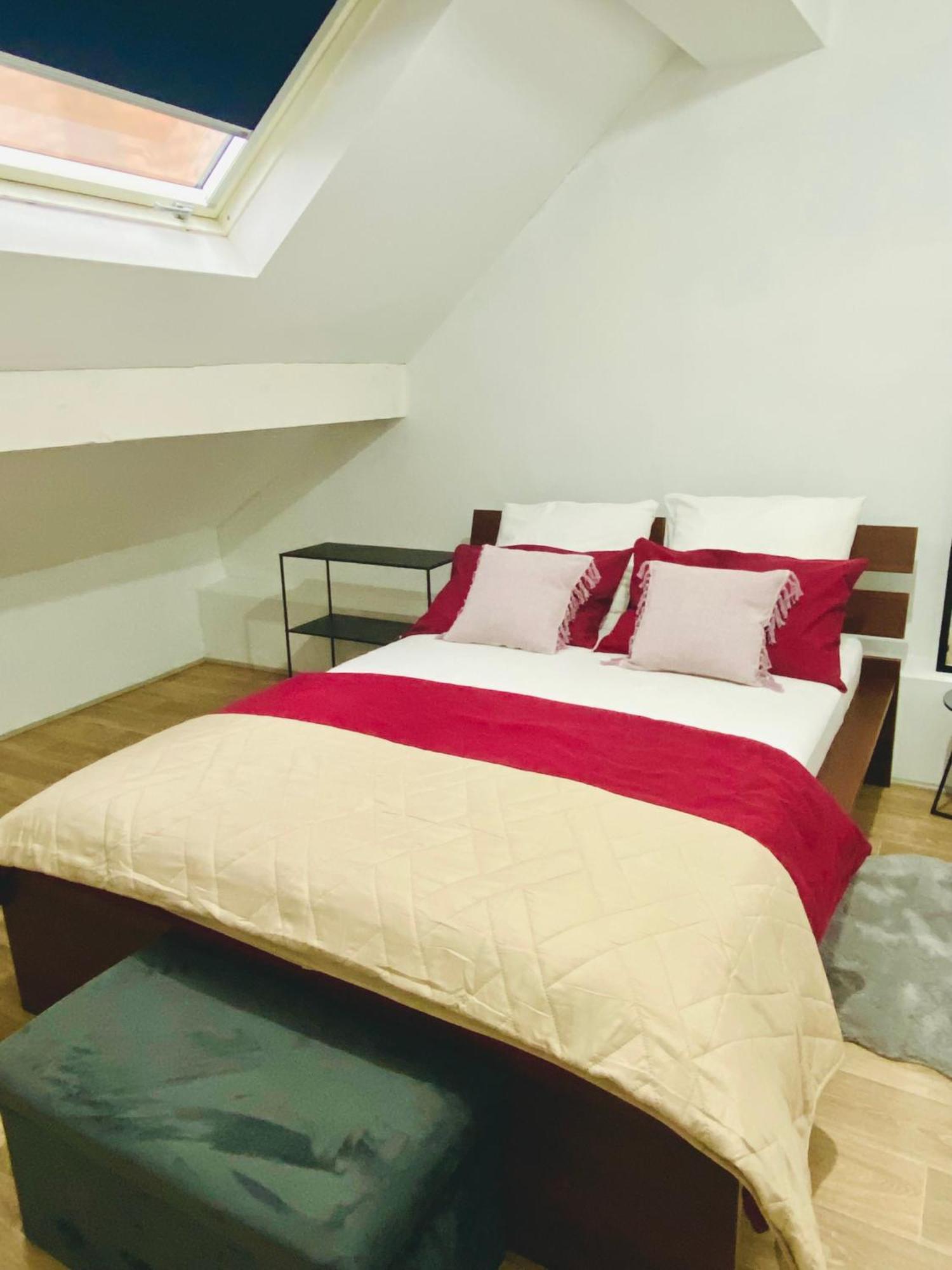 Residence Deluxe Σαρλρουά Εξωτερικό φωτογραφία